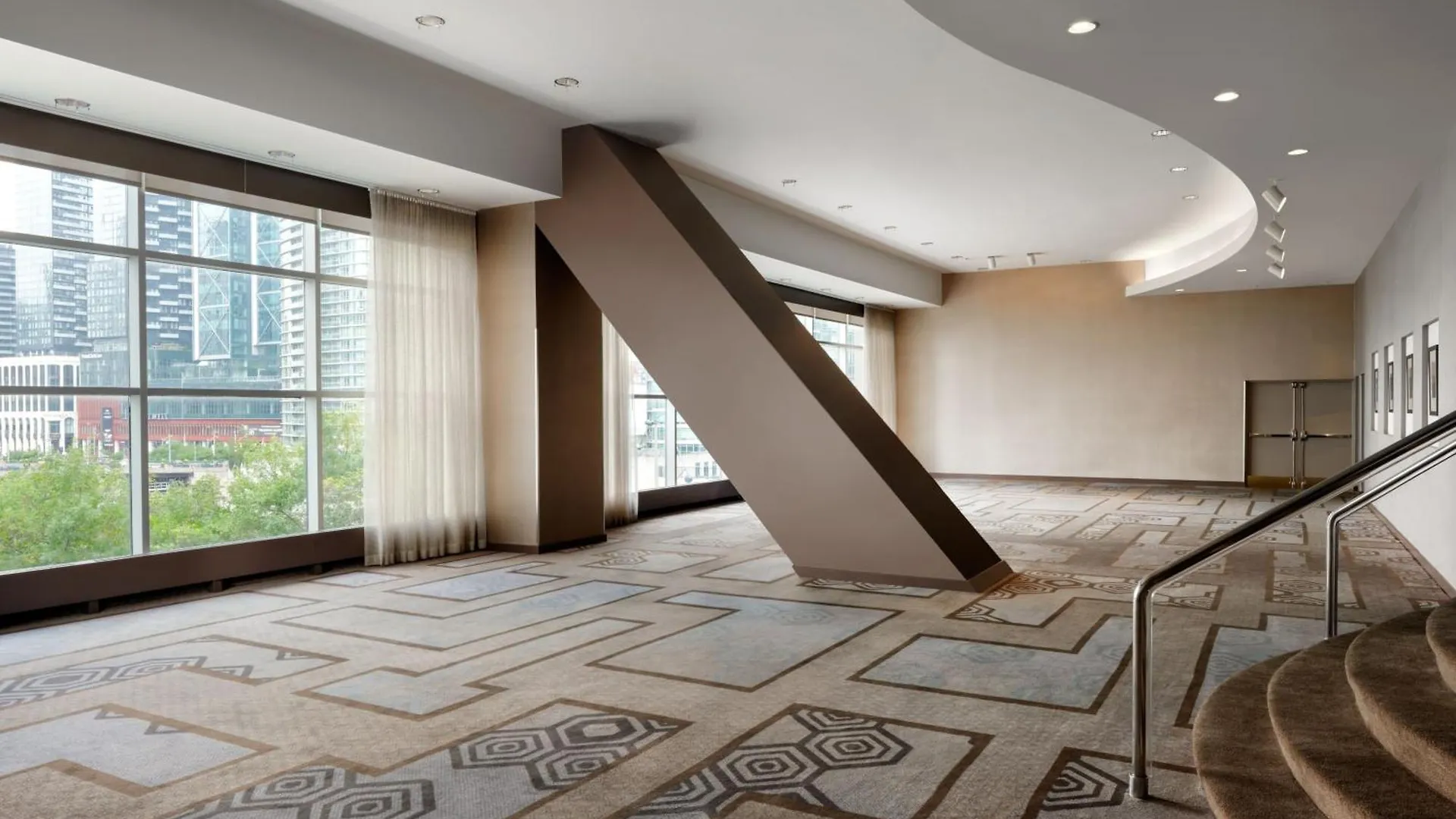 Toronto Marriott City Centre Hotel 4*,  Canada