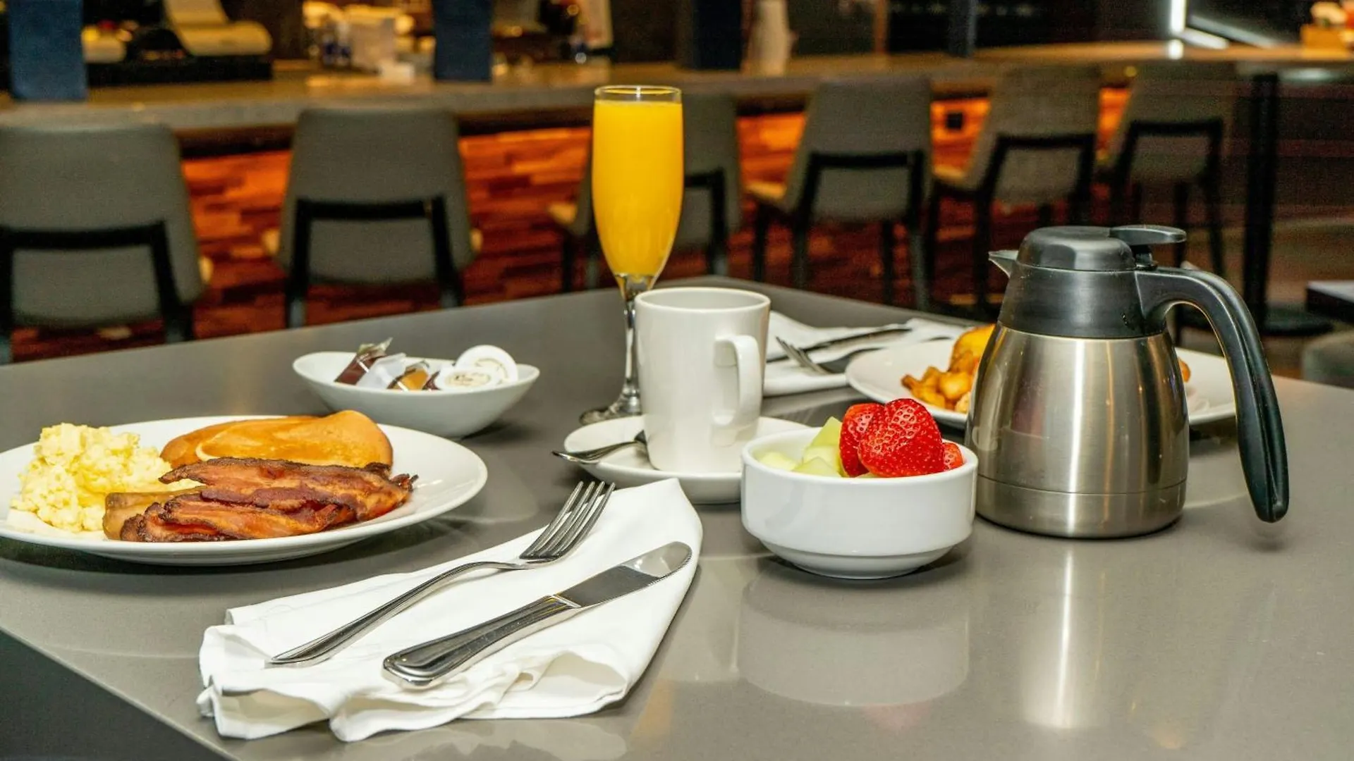 ****  Toronto Marriott City Centre Hotel Canada